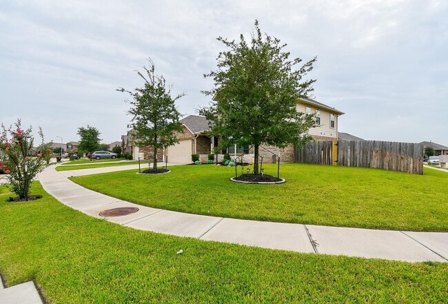 Photo - 4602 Tuscan Lily Dr