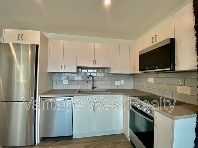 Photo - 105 Boppart Ct