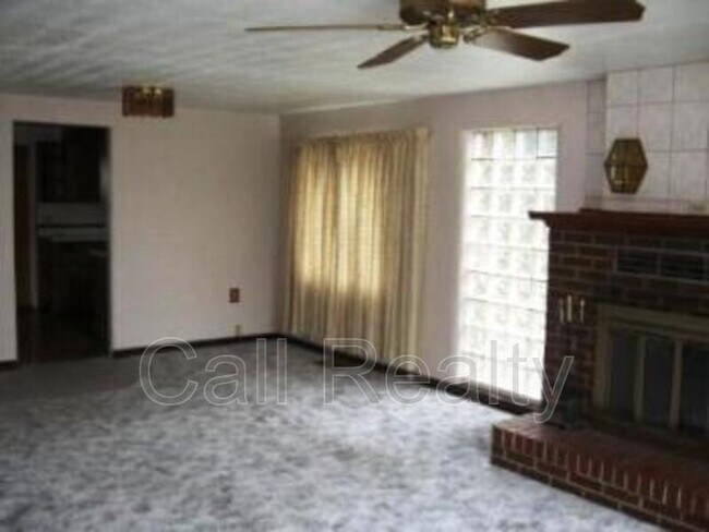 Photo - 18418 E 4th Ave