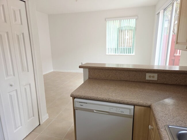 Photo - 3 Bedroom / 3 Bathroom Townhouse in Keys Cove Gated Community