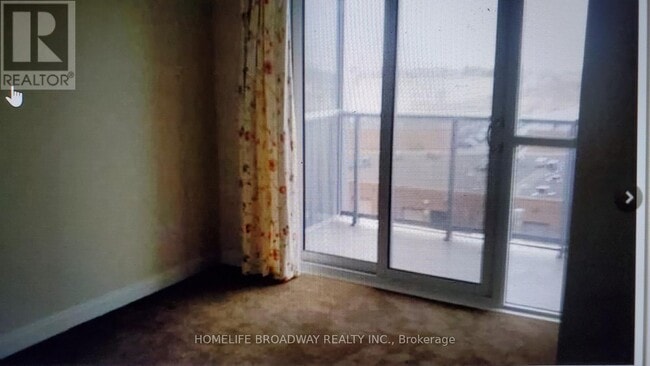 Photo - 181 Village Green Square Unité 611