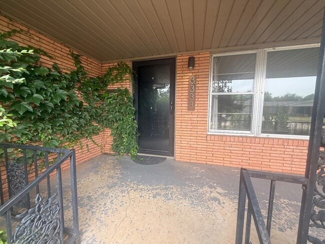 Photo - 3333 NW 62nd St