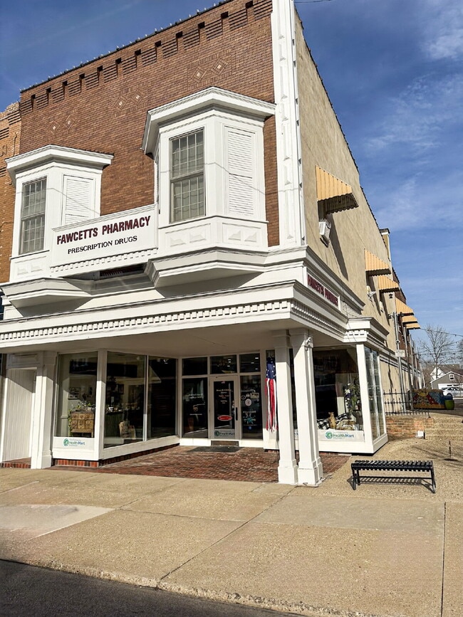 Building Photo - 519 S Main St