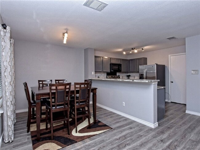 Photo - 251 Black Forest Rd