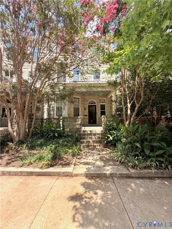 Building Photo - 1620 Grove Ave Unit 1