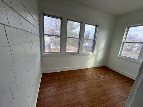 Photo - 656 Hammel St Unit UP