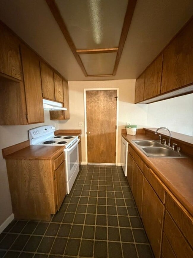 Photo - Charming 2 Bedroom, 1 Bath Home with Garage & Fireplace