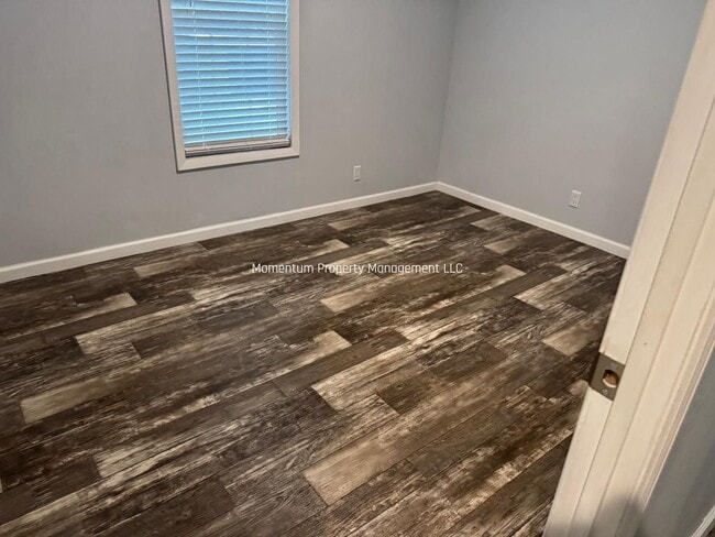 Photo - 2452 Ayerswood Dr