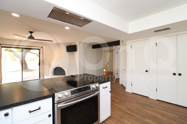 Photo - 7702 N Dreamy Draw Dr