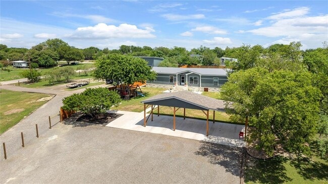 Photo - 201 Greenfield Rd