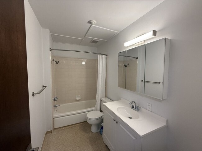 Photo - 13 Alma Ct