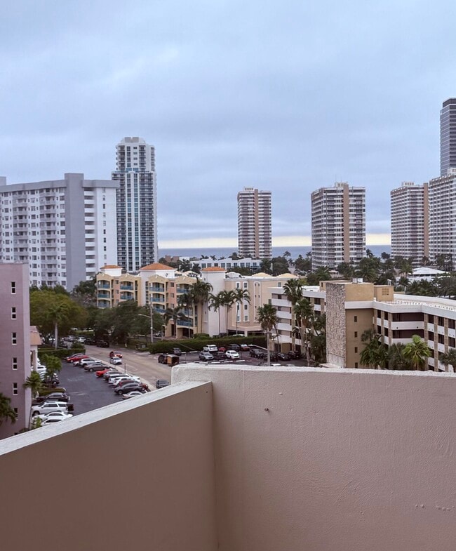 Photo - 401 Golden Isles Dr