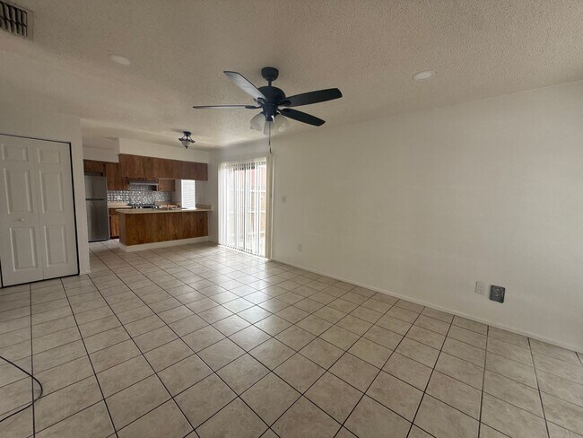 Photo - Taylor - 5320 & 5330 Unidad 5320