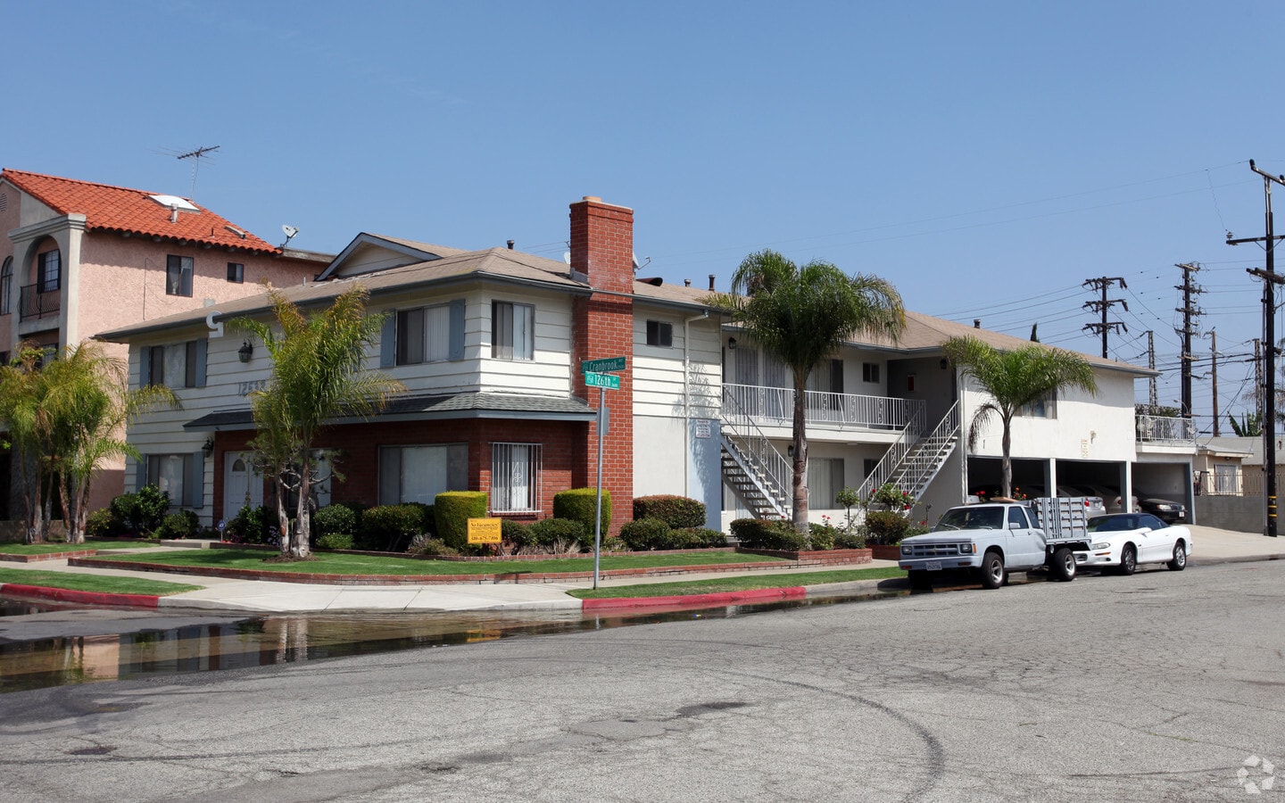Photo - 12532 Cranbrook Ave Apartments