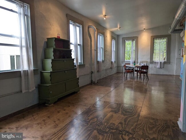 Photo - 2111 E Susquehanna Ave Unit 3A