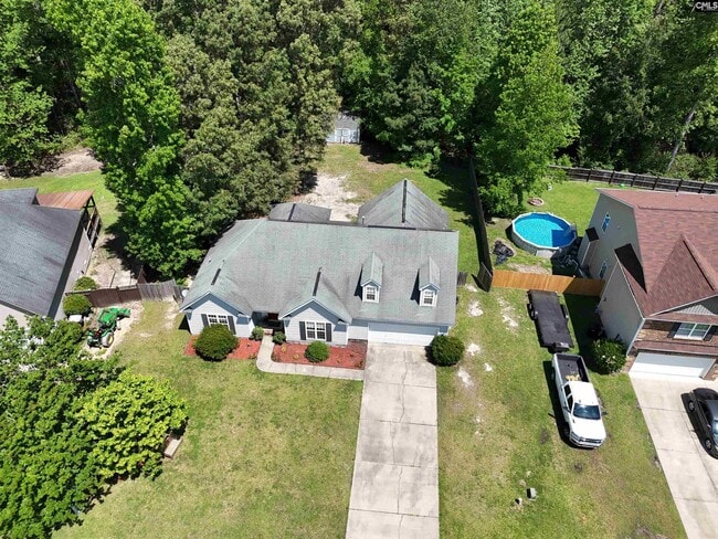 Photo - 230 Sorrel Tree Ln