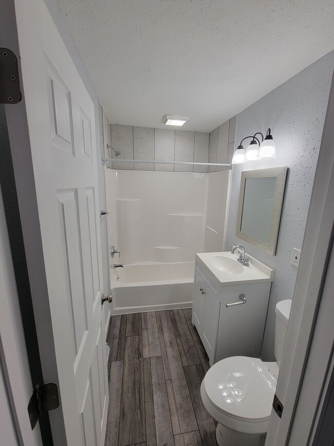 Photo - 1537 N 8th St