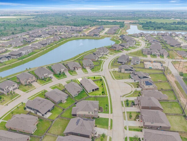 Photo - 6303 Cambrai Wood Ln