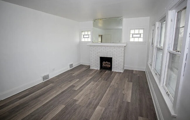 Photo - 13706 Coit Rd