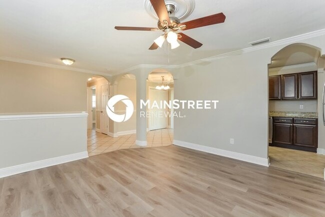 Photo - 3 Bedroom Pet-Friendly Home in Deltona, FL with Main Street Renewal