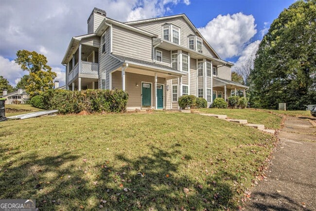 Building Photo - Like New! 2 bedroom 2 bathroom end unit co... Rental