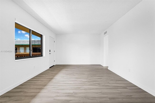 Photo - 13210 Memorial Hwy Unit 220