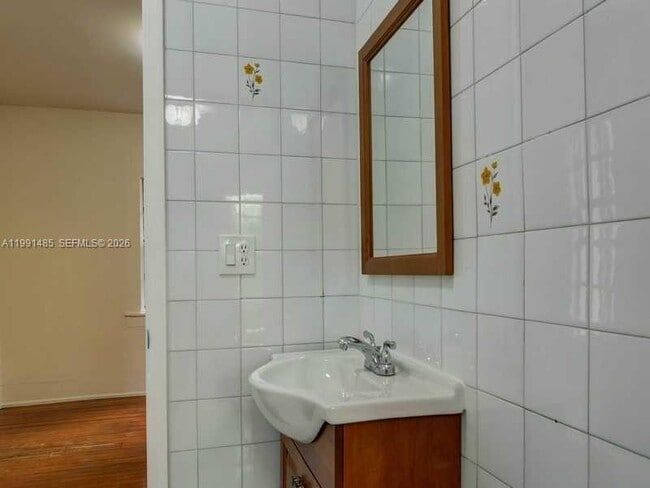 Photo - 1507 Genoa St