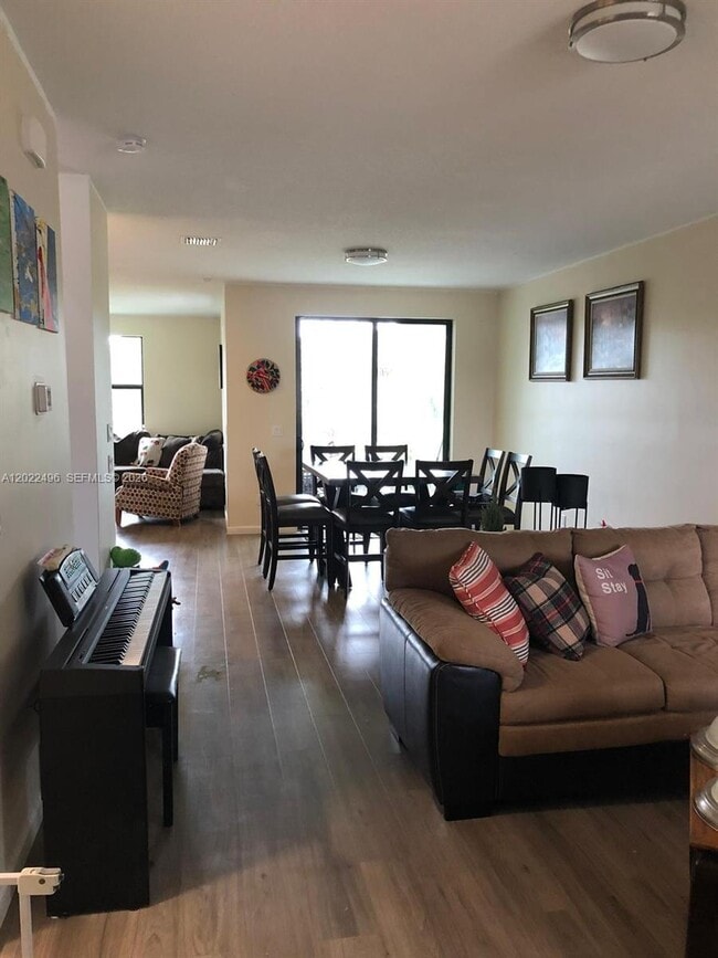 115 NW 36th Ave
