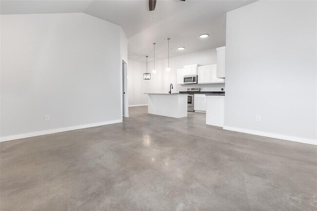 Photo - 13328 Springcreek Dr