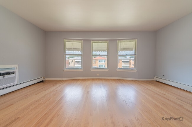 Photo - 8417 W Berwyn Ave Unit 2
