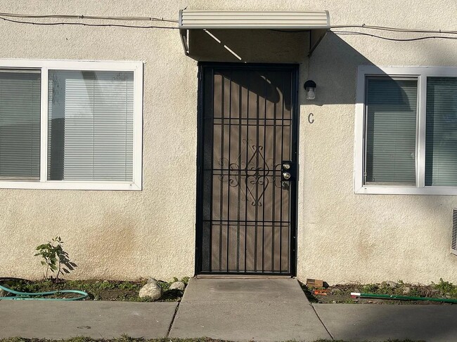 Photo - 405 Silverwood Ave Unidad C