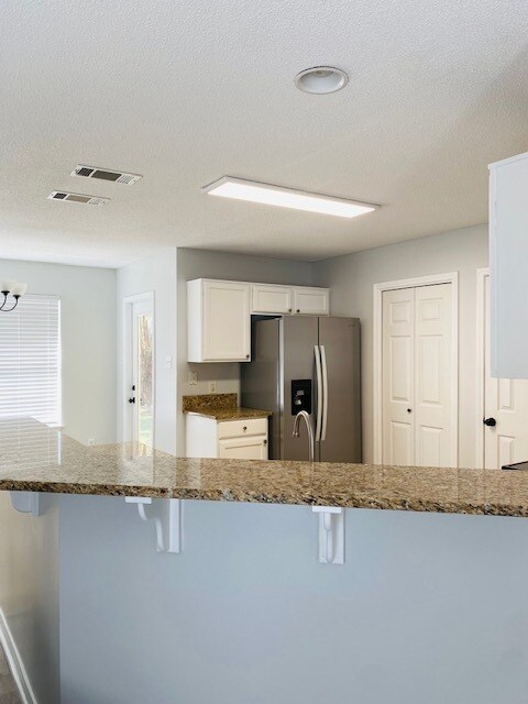 Photo - 511 Westchase Ct N