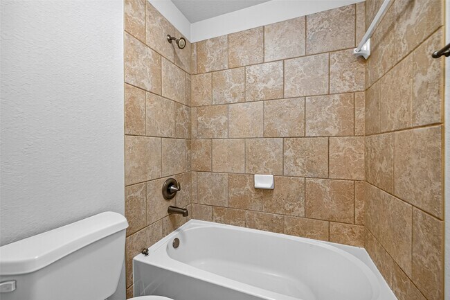 Photo - 50 Vershire Cir
