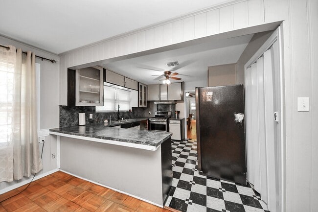 Photo - 2601 Holly St