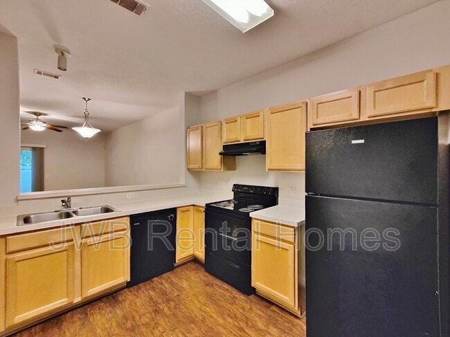 Photo - 4802 Playpen Dr