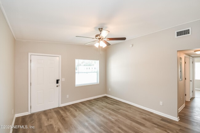 Photo - 10560 Citrus Ln