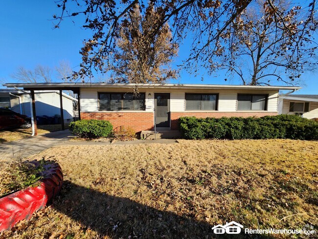 Building Photo - 875 Manresa Ln Rental