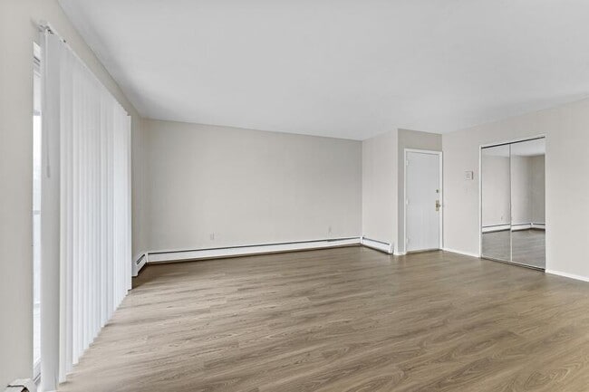 Photo - 23700 W Warren Ave