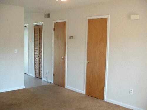 En el interior de la galería - Kings Manor 1