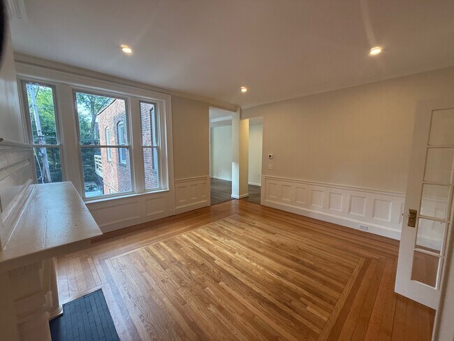 Photo - 1726 Beacon St Unit -