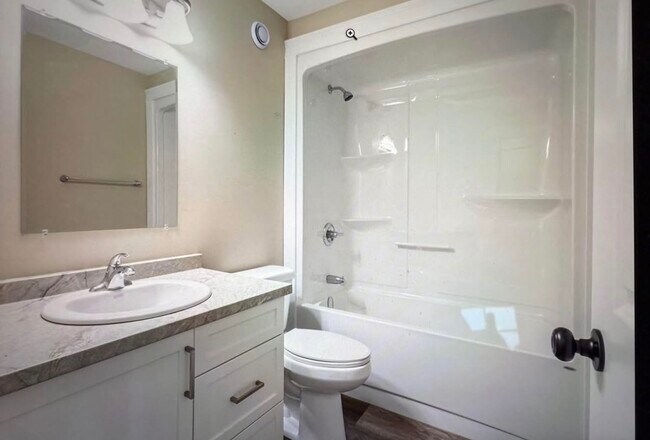 Photo - 53 Macwilliams Rd