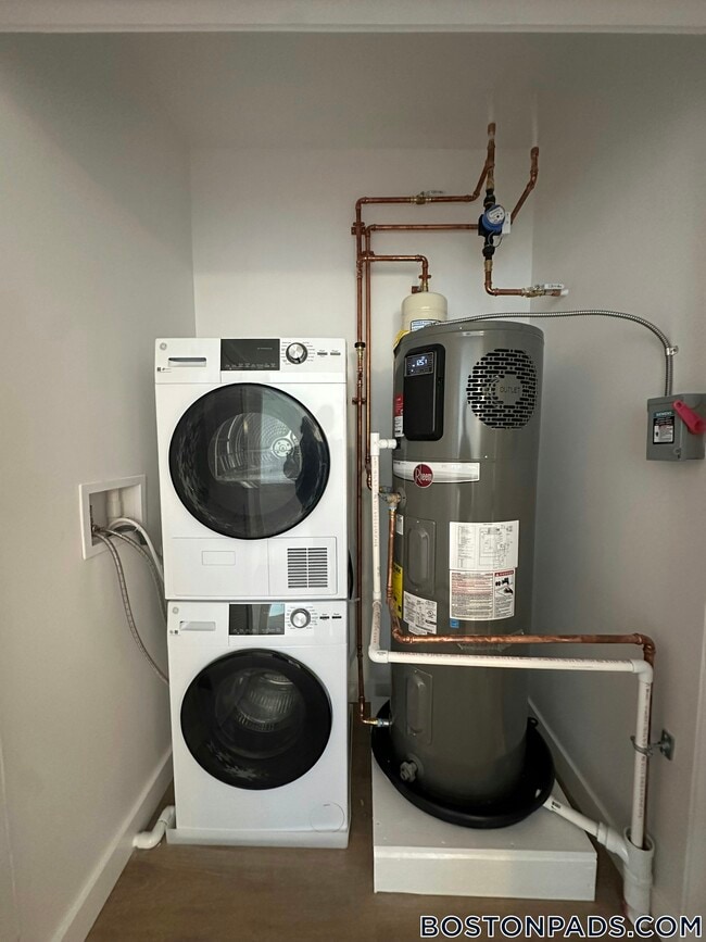 Photo - 199 Gardner St Unit 201