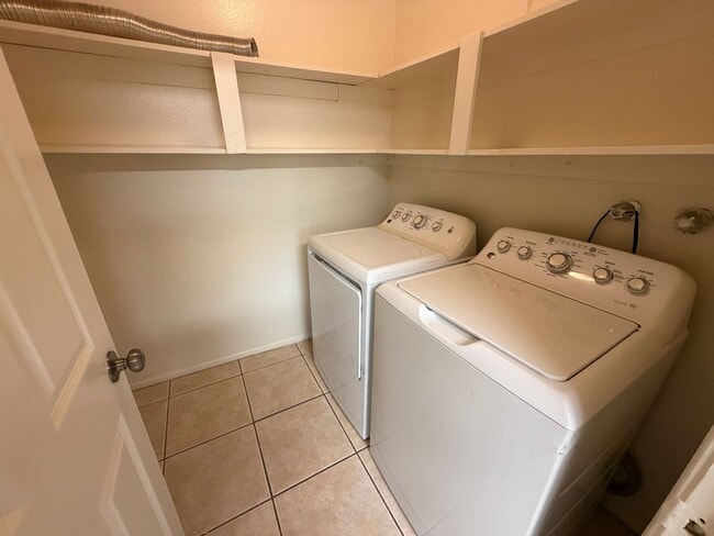 Photo - 3 Bed 2 Ba Condo