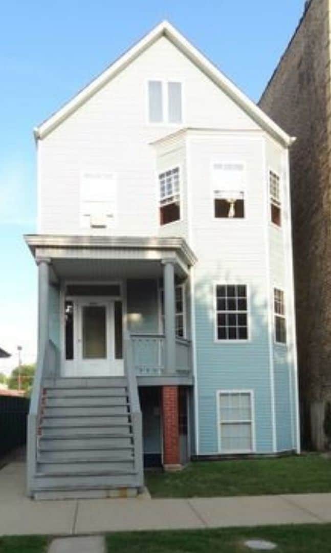 Building Photo - 4207 N Sawyer Ave Unit G