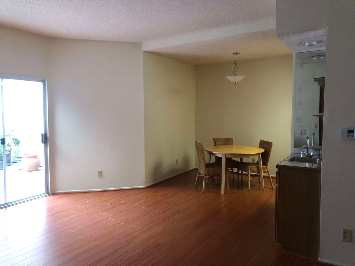 Photo - 1540 Centinela Ave Unit 108