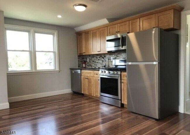 Photo - 140 Prospect St