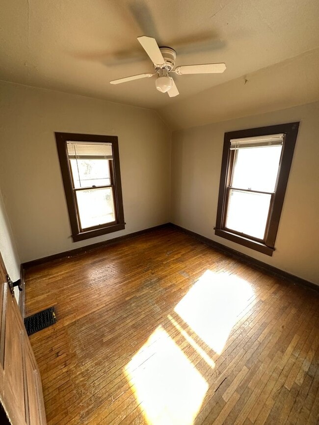 Photo - 3 bed 1.5 bath