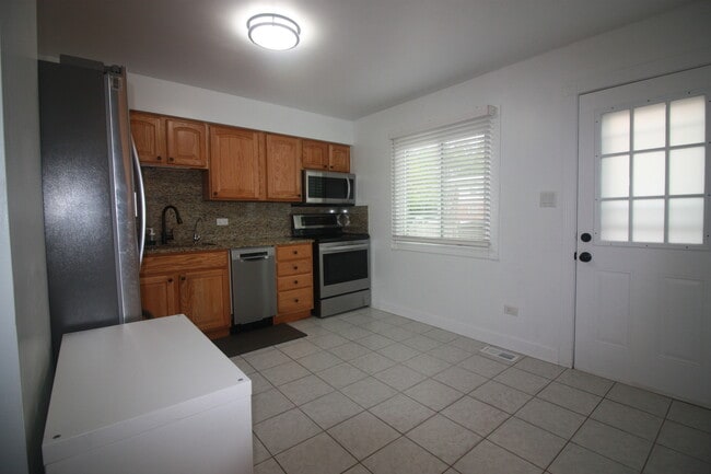 Photo - 1624 Greenwood Rd