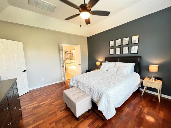 Photo - 10806 Summer Meadows Ct