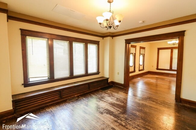 Photo - 931 Osage St Unit 1